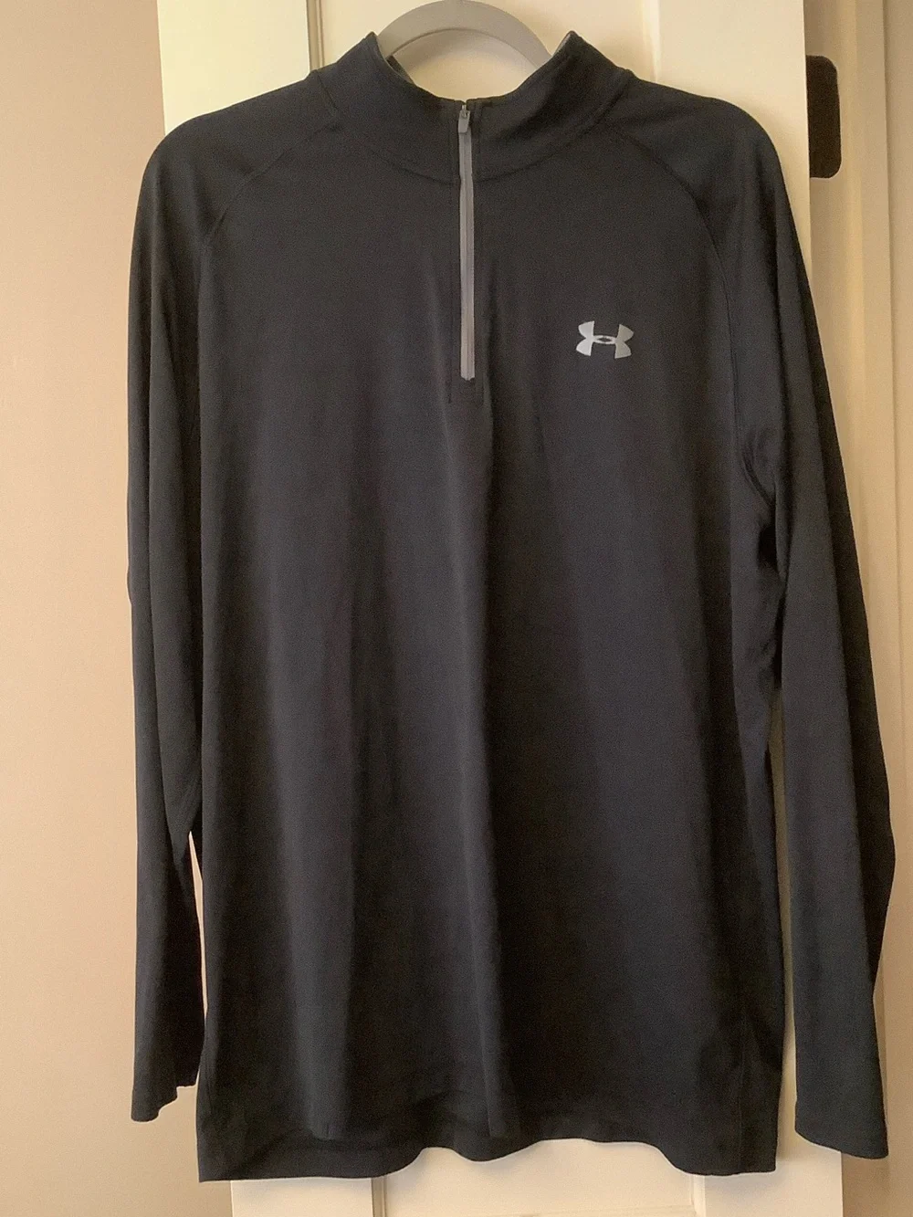 Under Armour Black Quarter-Zip Performance Pullover - Picture 1 of 3